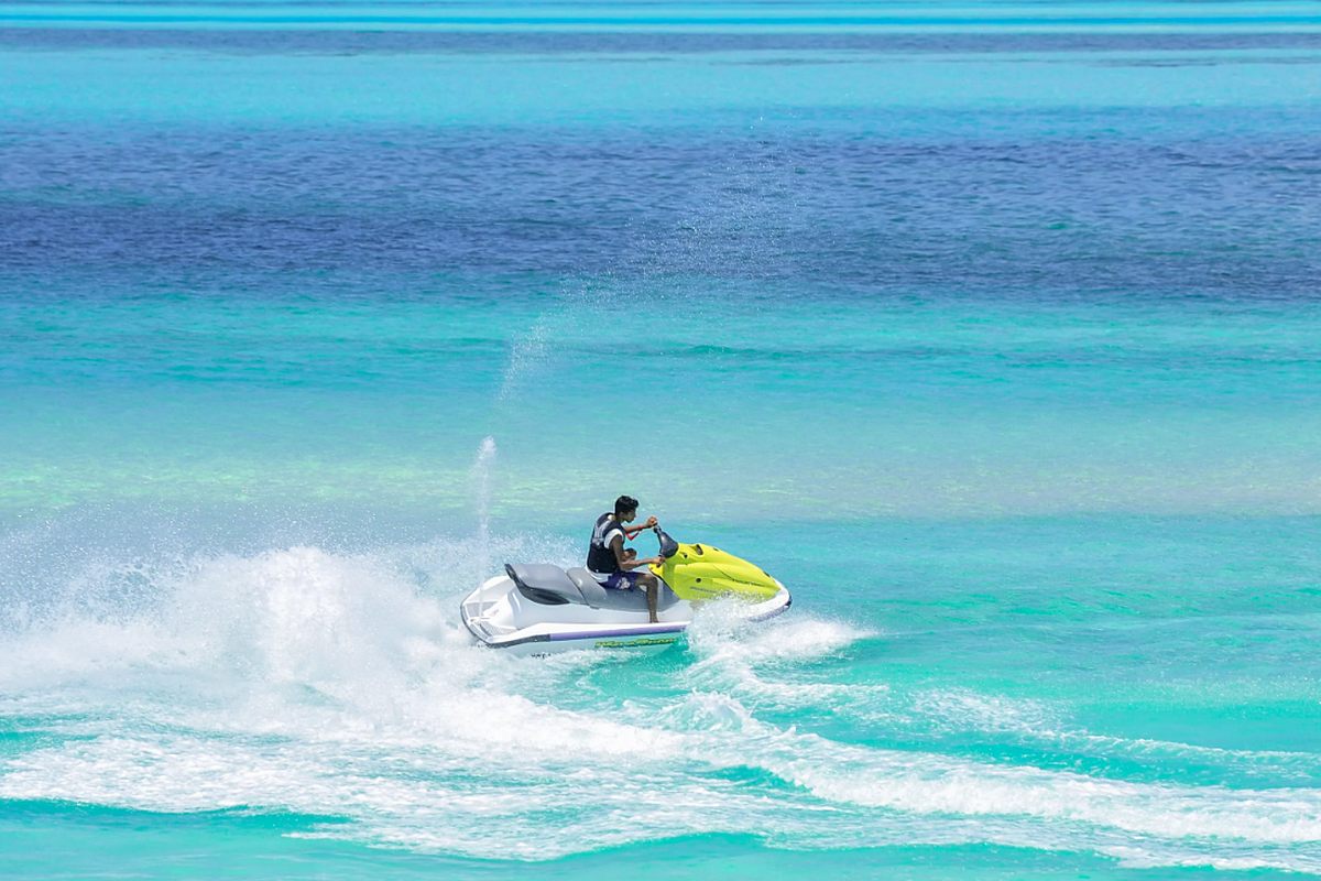 Facts to Consider Before Choosing to Go Jet Skiing in Dubai